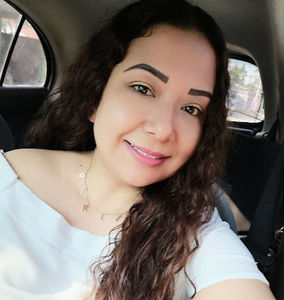 Meet your Posher, Perla